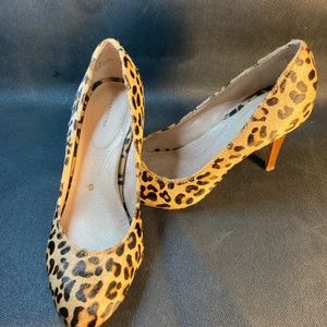 Lands End Leopard pattern high heel